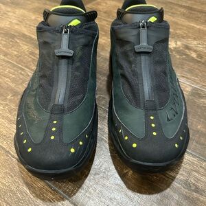 Black and Green Zippered Sneakers